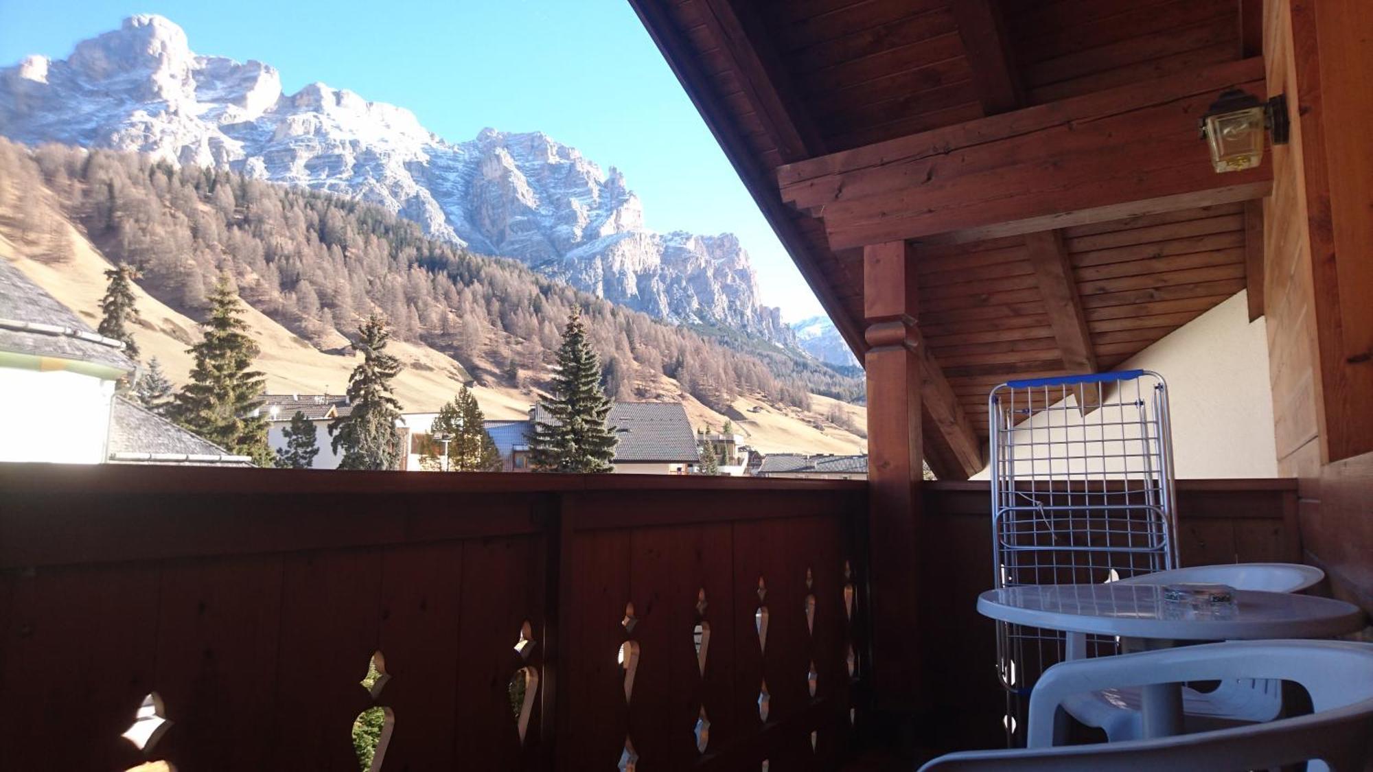 Residence Ploner San Cassiano  Rum bild