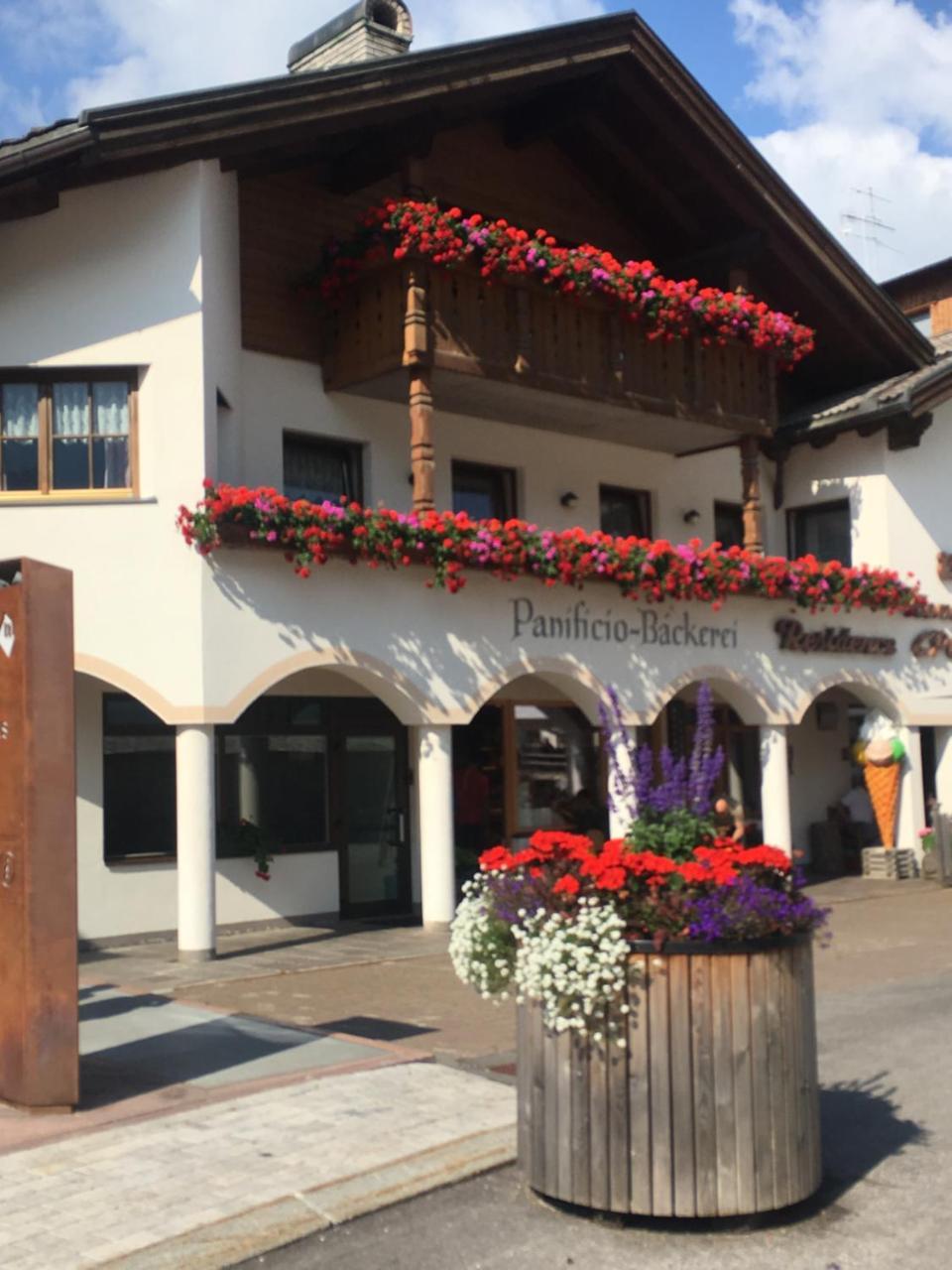 Residence Ploner San Cassiano  Exteriör bild
